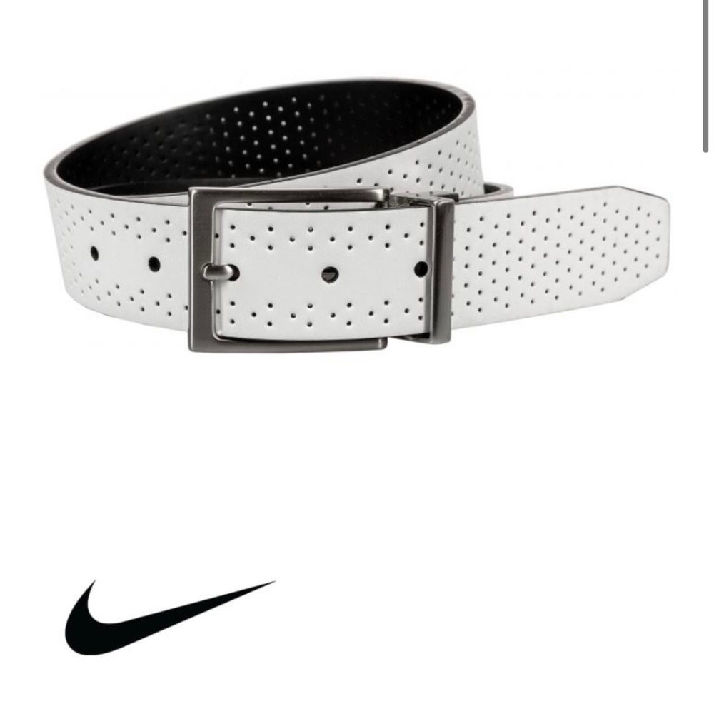 NWT - Reversible perforated golf belt. ⛳️